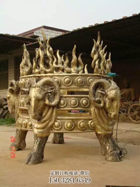 鄂尔多斯广场福鼎雕塑 抽象景观小品 烤漆雕塑 鄂尔多斯广场福鼎雕塑 抽象景观小品 烤漆雕塑